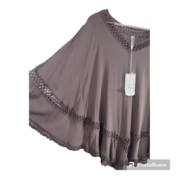 NWT Monoreno Mushroom Brown Crochet Fringe Poncho Top Size L - Picture 2 of 8